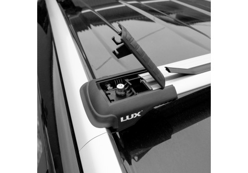 Багажник на крышу на рейлинги LUX ХАНТЕР для Renault Duster и Nissan Terrano серебристый артикул: 793518-5
